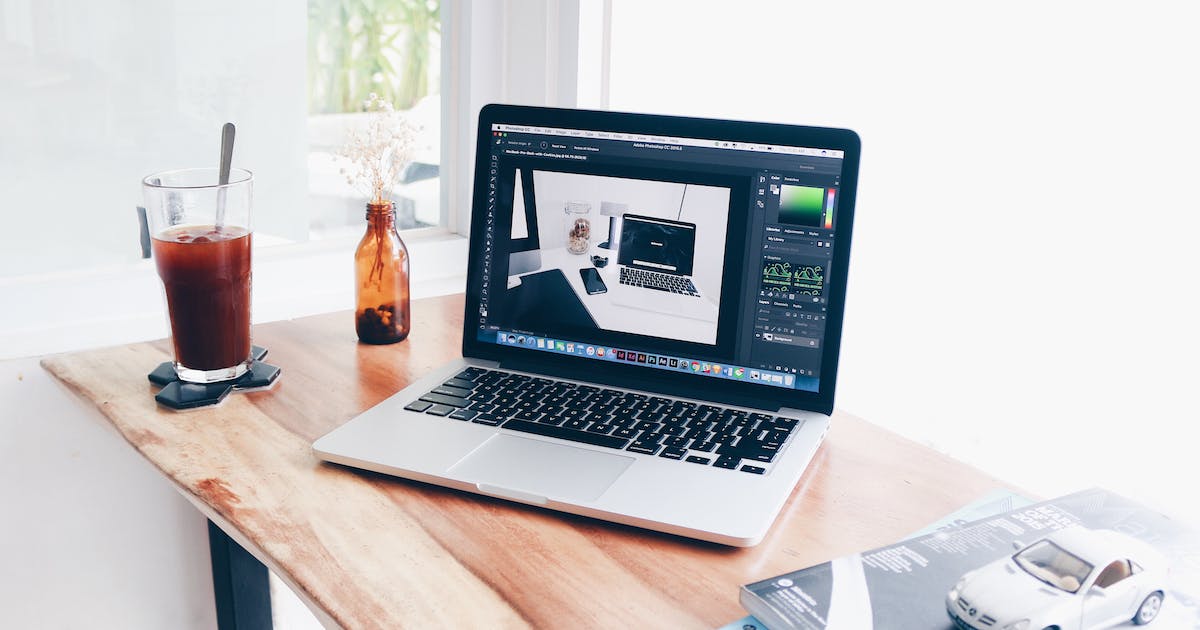 Rekomendasi merk laptop terbaik