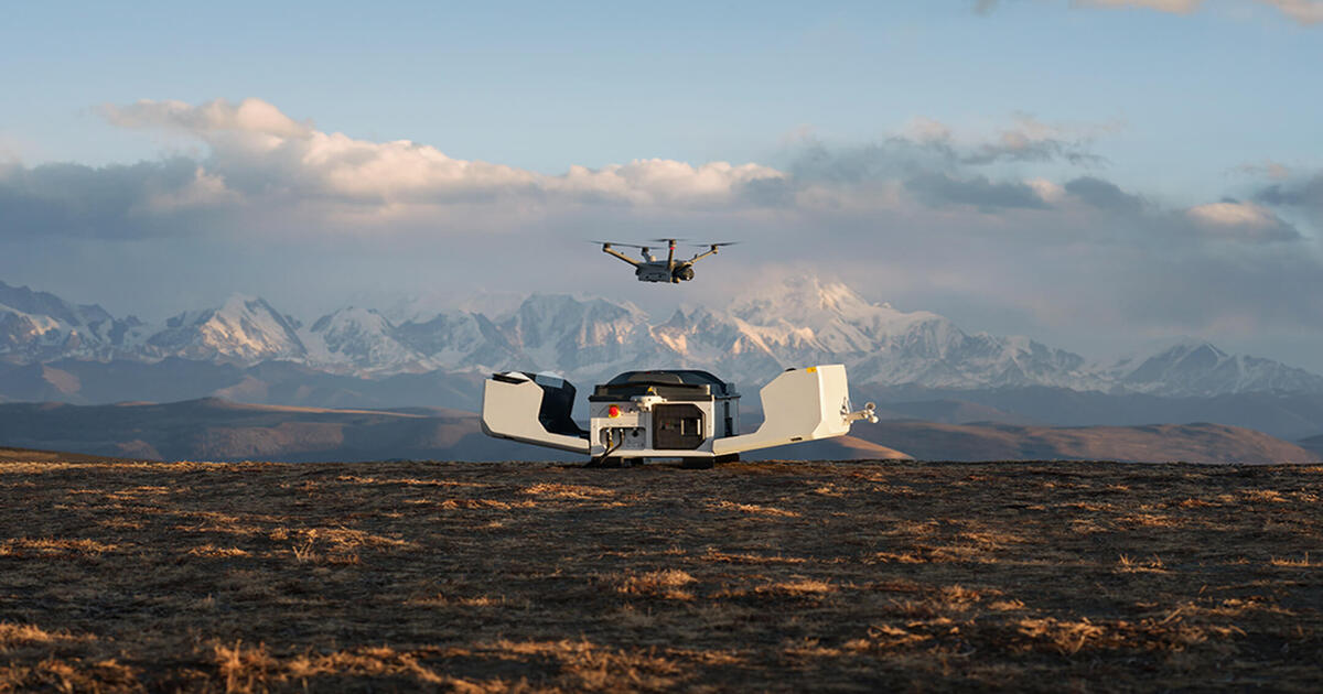 teknologi drone dengan spesifikasi DJI dock 3 