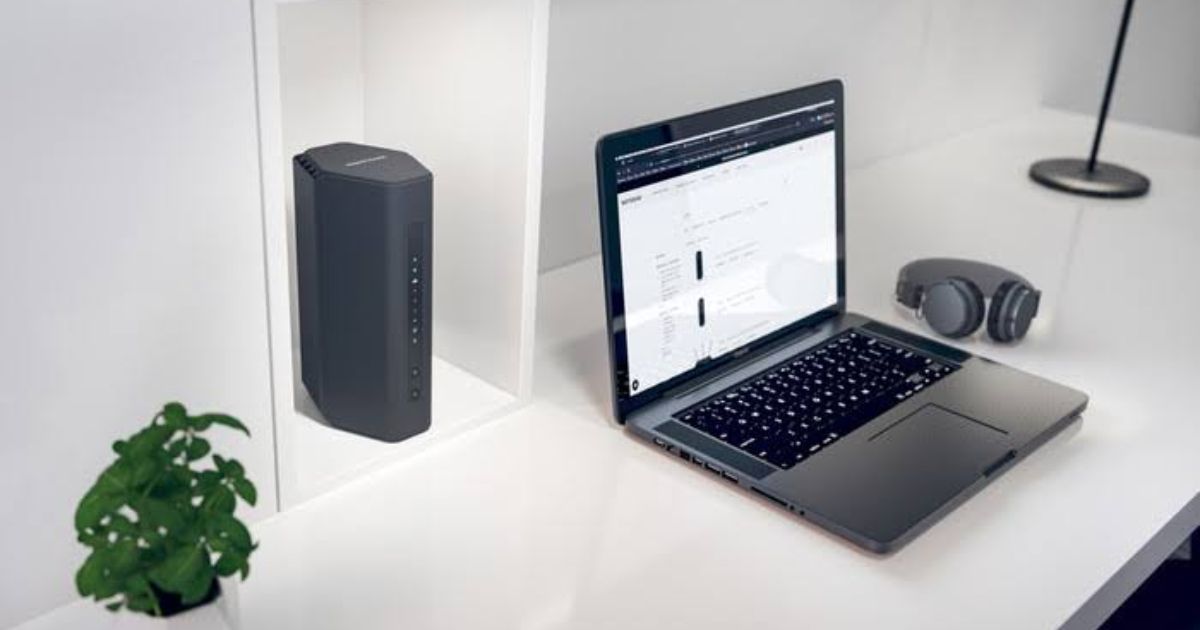 NETGEAR Nighthawk RS200
