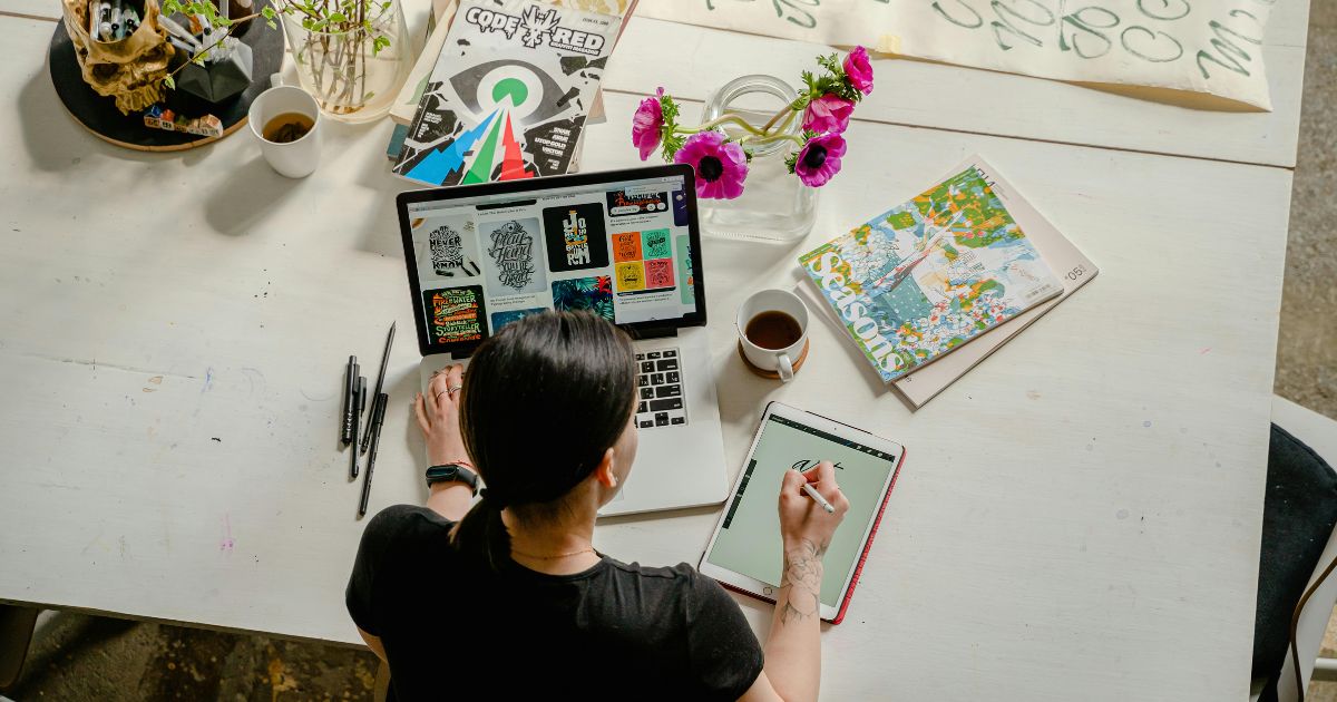 Cara memilih laptop desain grafis terbaik